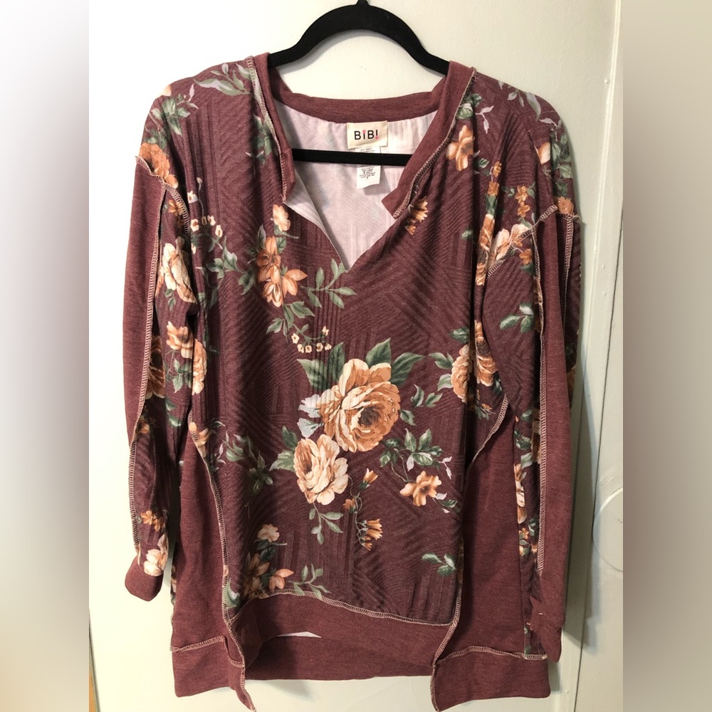 Women’s long sleeve